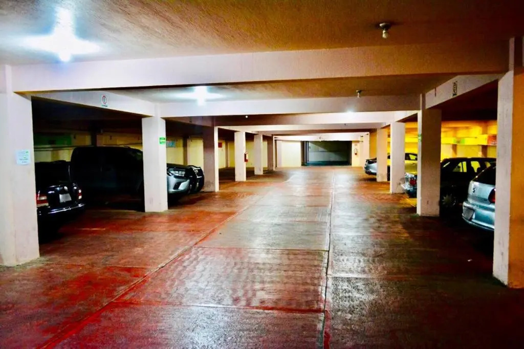 HOTEL EDELMIRA