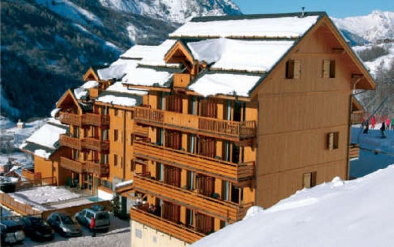 Résidence Odalys Le Hameau et les Chalets de la Vallée dOr