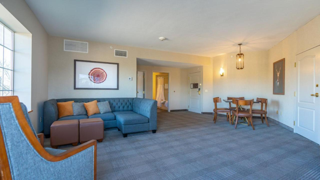 Cherry Valley Hotel