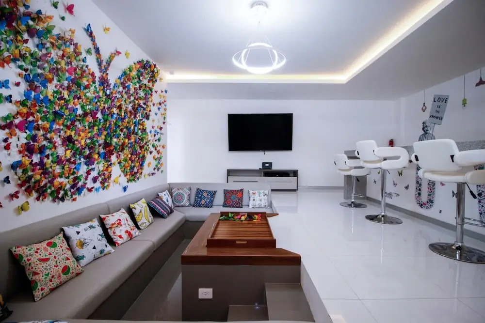 Bombonzua Poshtel perfect for bachelorettes by Happy Address