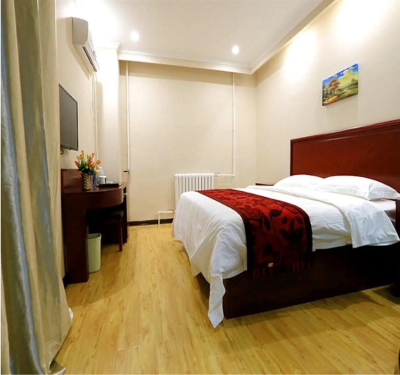 GreenTree Inn BaiYin East Bus Station LanBao Road Express Hotel