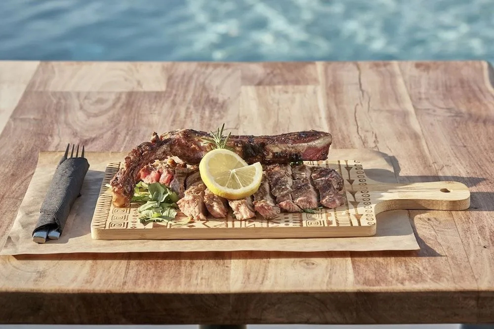 Amal Kythnos Suites