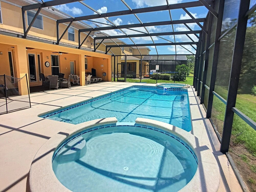 Emerald Island Resort Six-bedroom