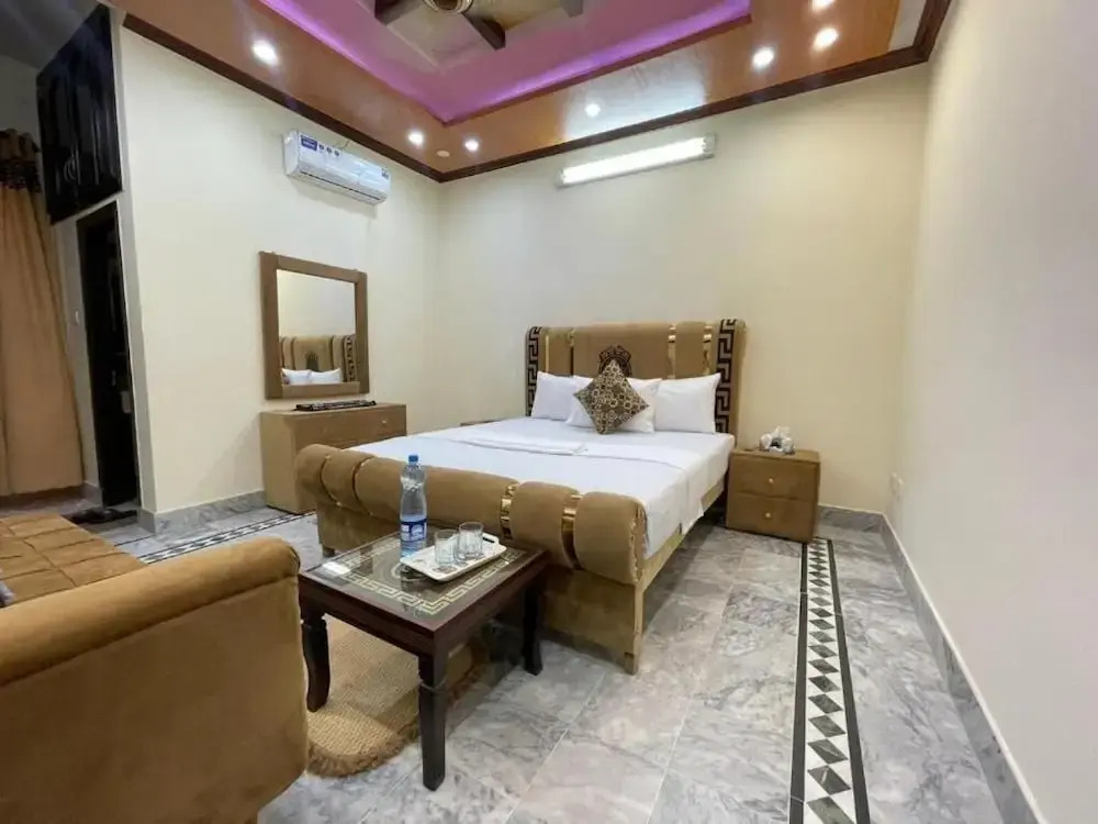 Every Lodge Guest House
