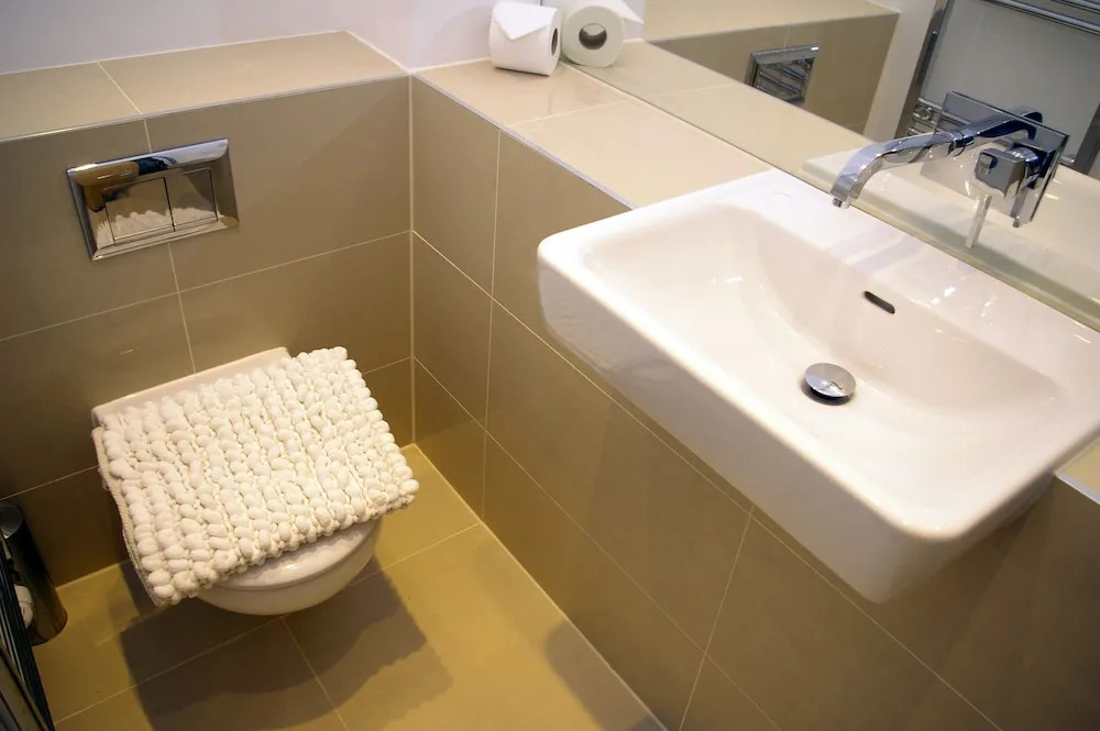 Ramsey Lodge 2-Bedroom Flat