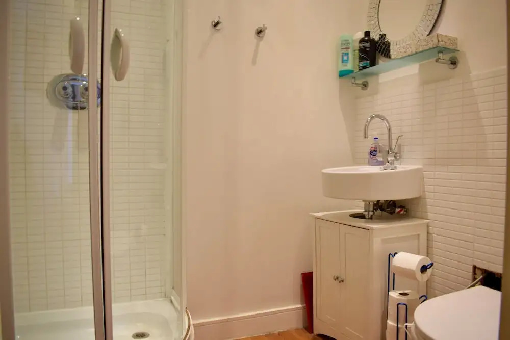 2 Bedroom Bethnal Green Apartment