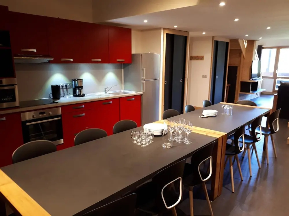 Residence LES Coches Flat in a Family Resort at the Bottom of the Slopes Bac303