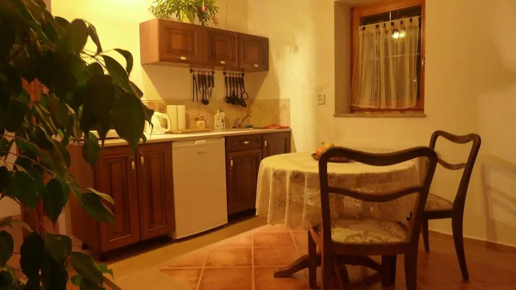 Green Apartment