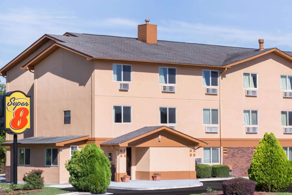 Super 8 by Wyndham Augusta Ft Eisenhower Area