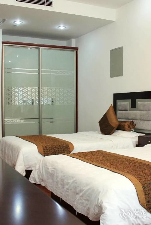 Qianyuan Jingyang (Eastern King) Hotel