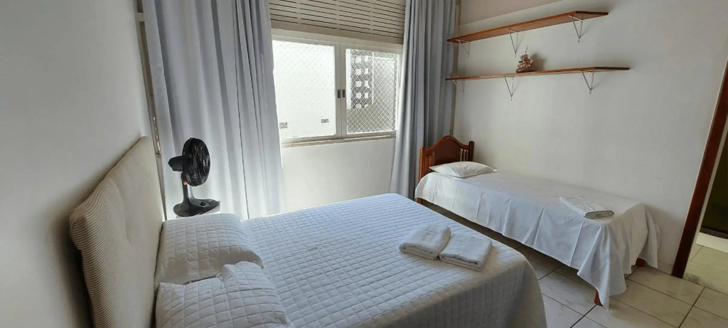 COCDV0100 - Apartamento para 9 pessoas no Corredor da Vitória por Beehost