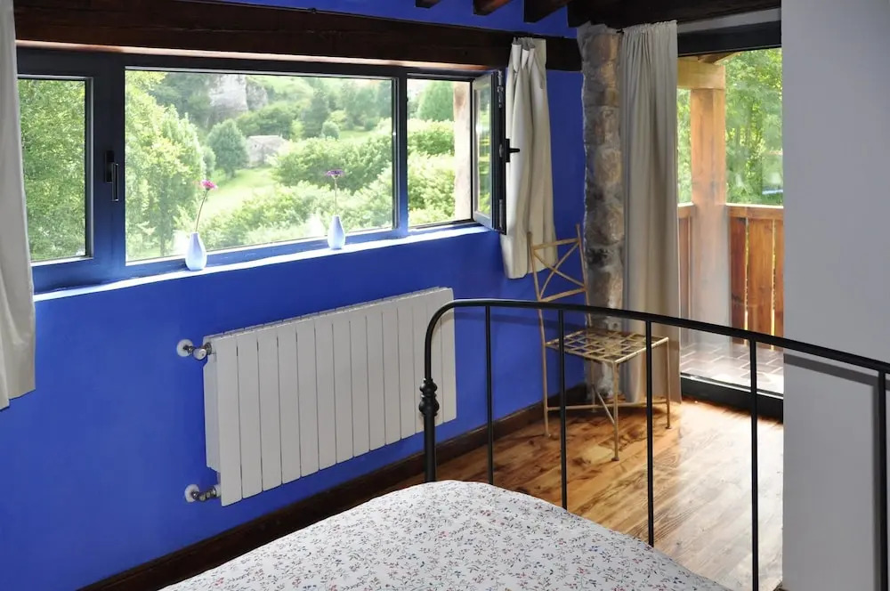 House With 6 Bedrooms in San Roque de Riomiera, With Wonderful Mountai