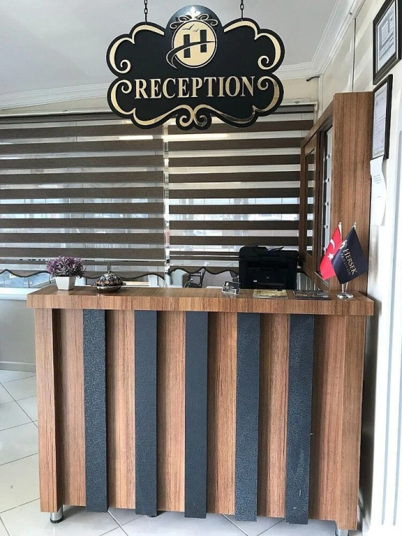 Hersek Otel