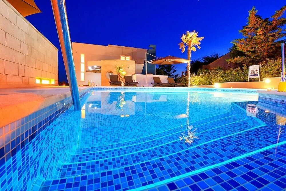 Apartments Dyana
