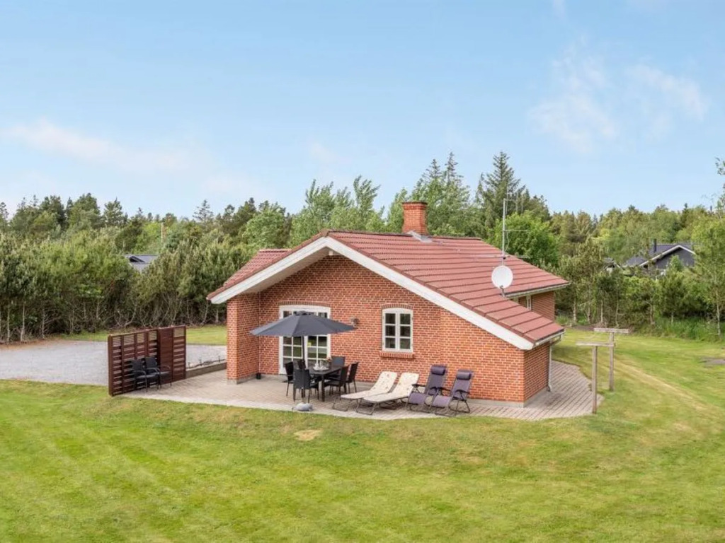 "Kittelaar" - 3.2km from the sea in Western Jutland