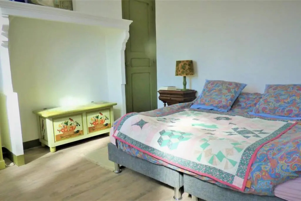 Magnifique Maison de 230 m2 face à la tour Luma vacances-arles camargue