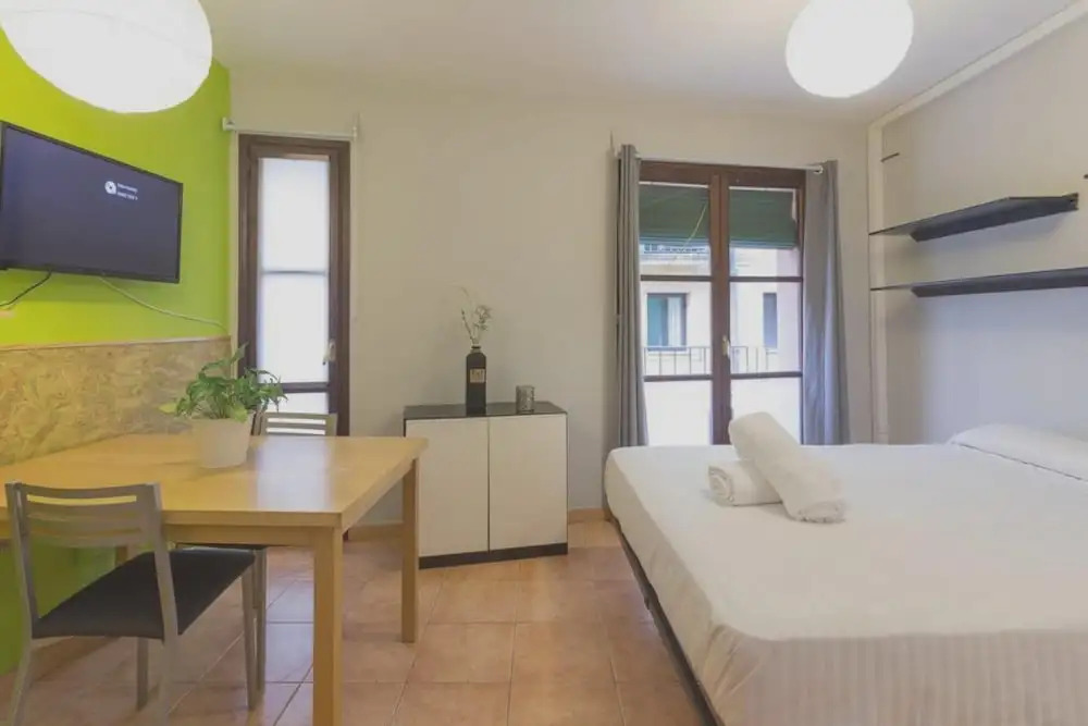 Studio in Tarragona, With Wifi