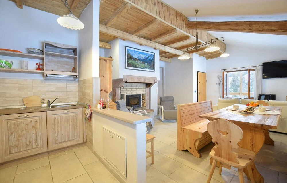 Beautiful Home In Castello Tesino