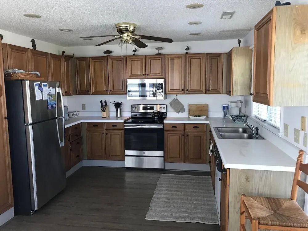 Holland - 4 Br Home