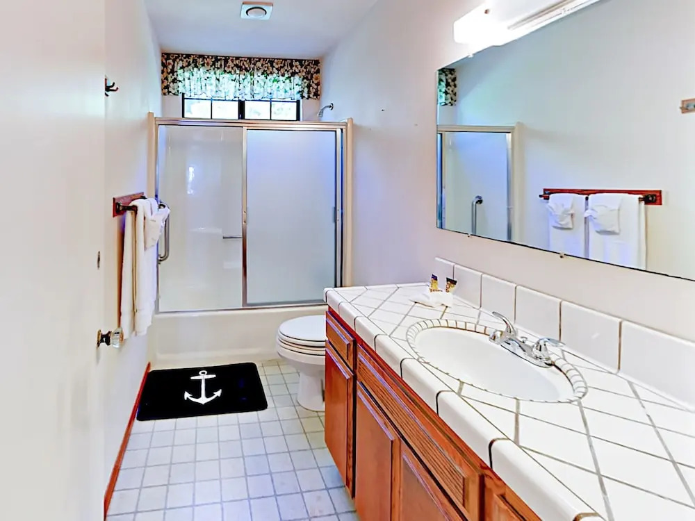 La Conchita Beach 3 Bedrooms 2 Bathrooms Home