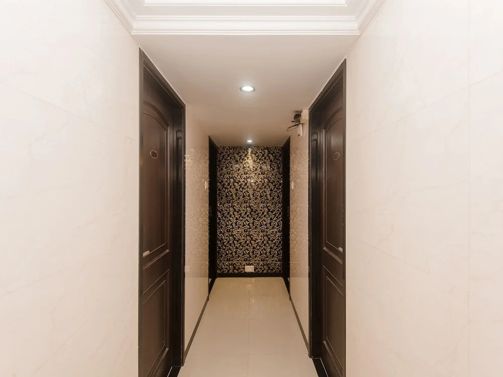 Super Hotel O Solitaire