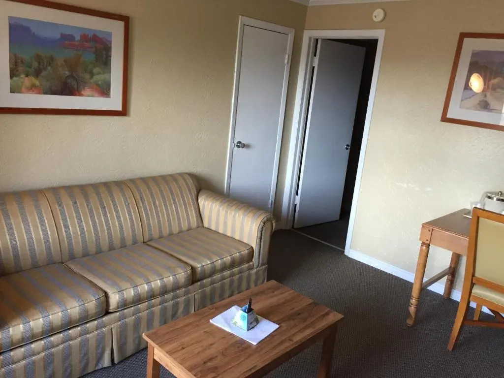 Executive Inn