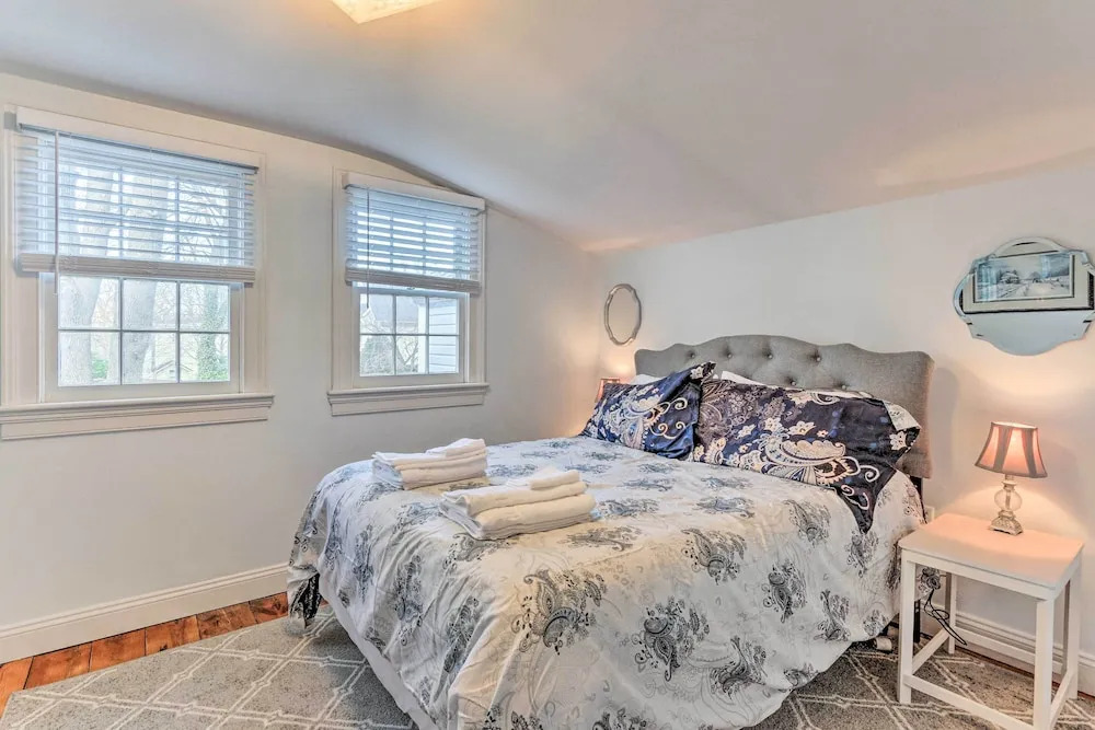 Townhome in Leesburg Historic District