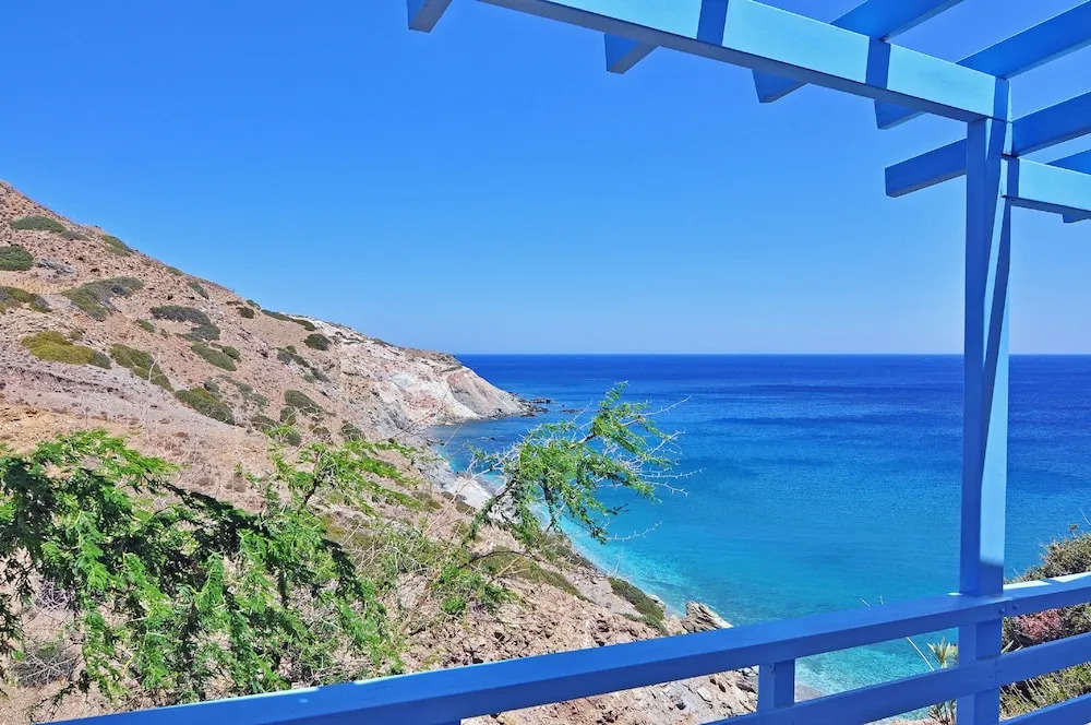 Thalassopetra