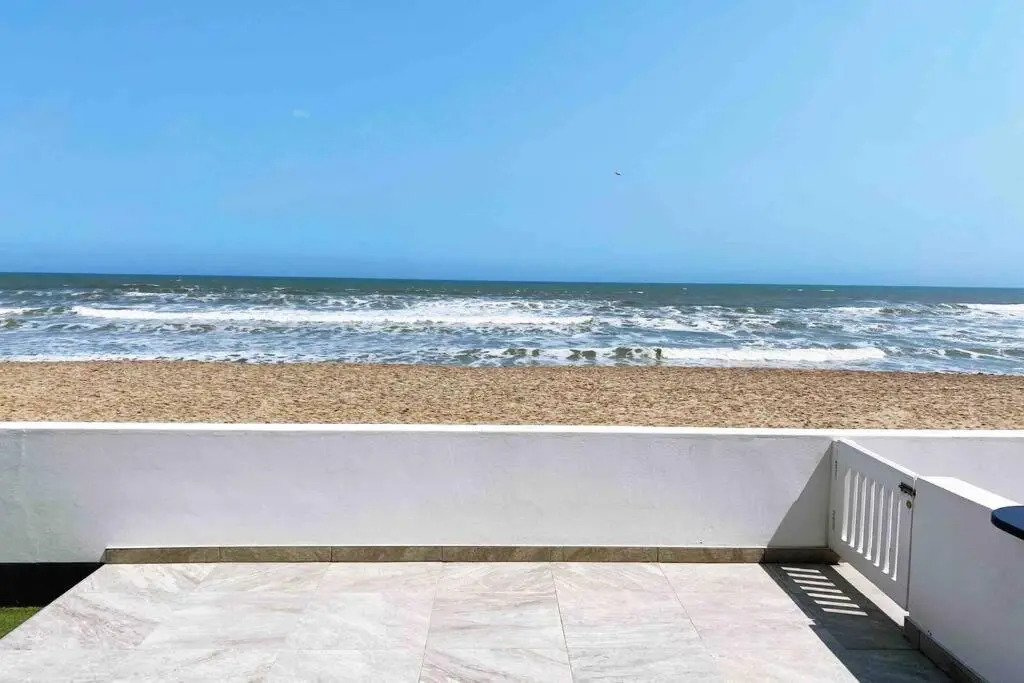 On The Beach No 04
