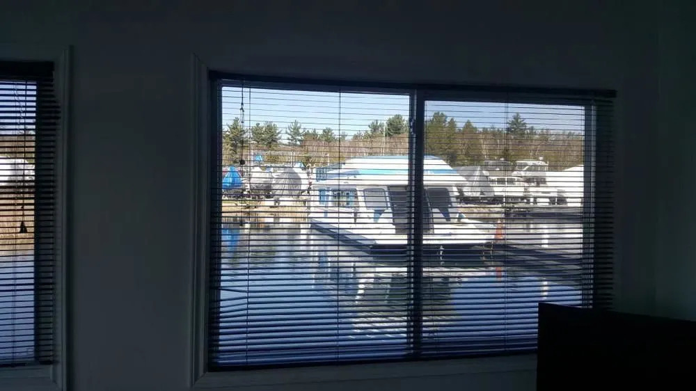 Diverse Rentals & Vacations FLOATEL