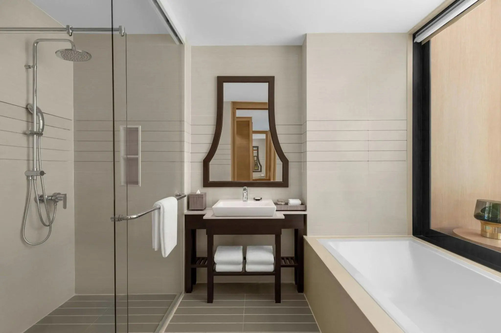 Courtyard by Marriott Phuket, Patong Beach Resort
