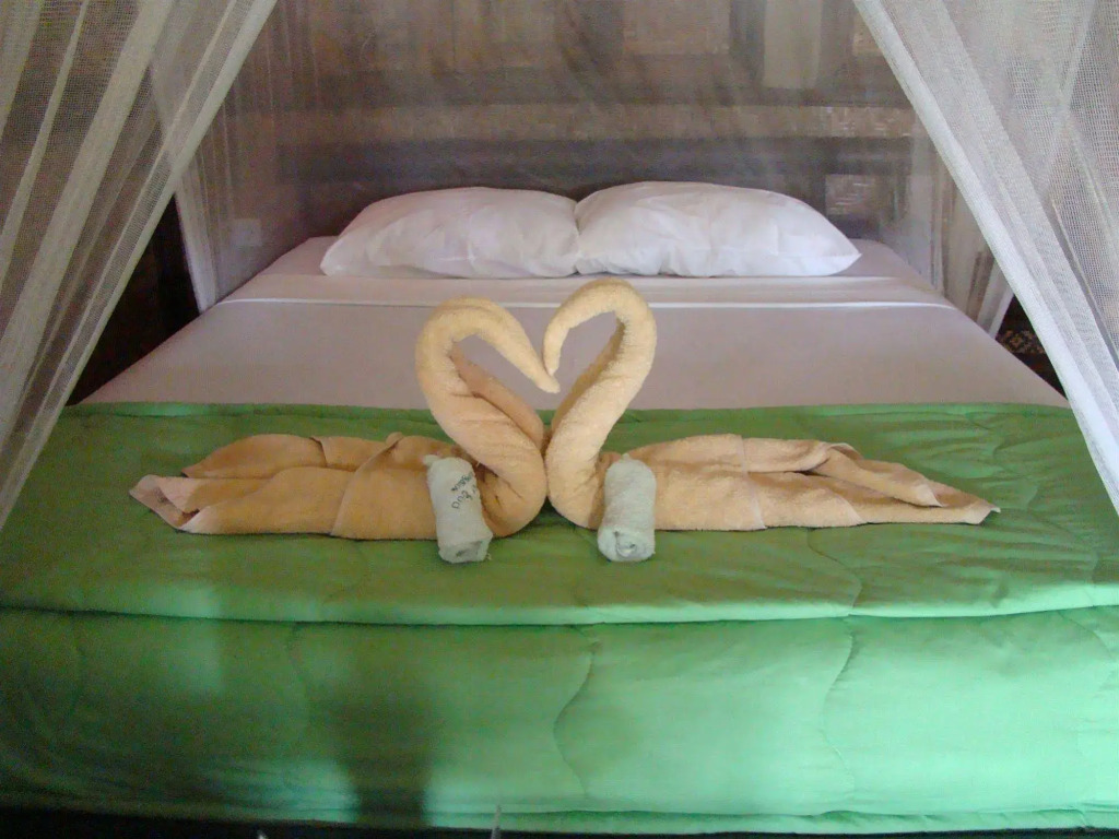 Flower Bud Bungalow Balangan