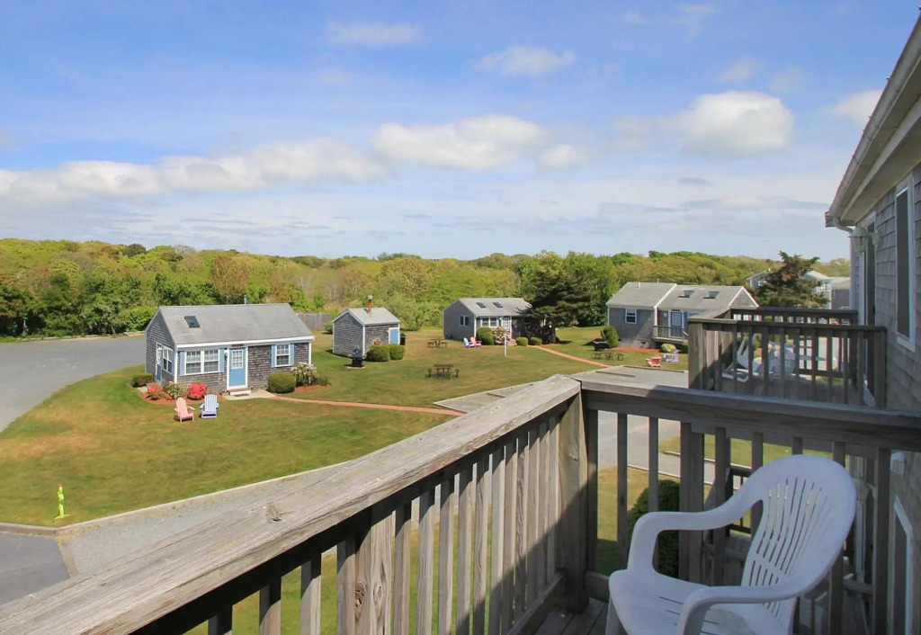 Colonial Acres Resort