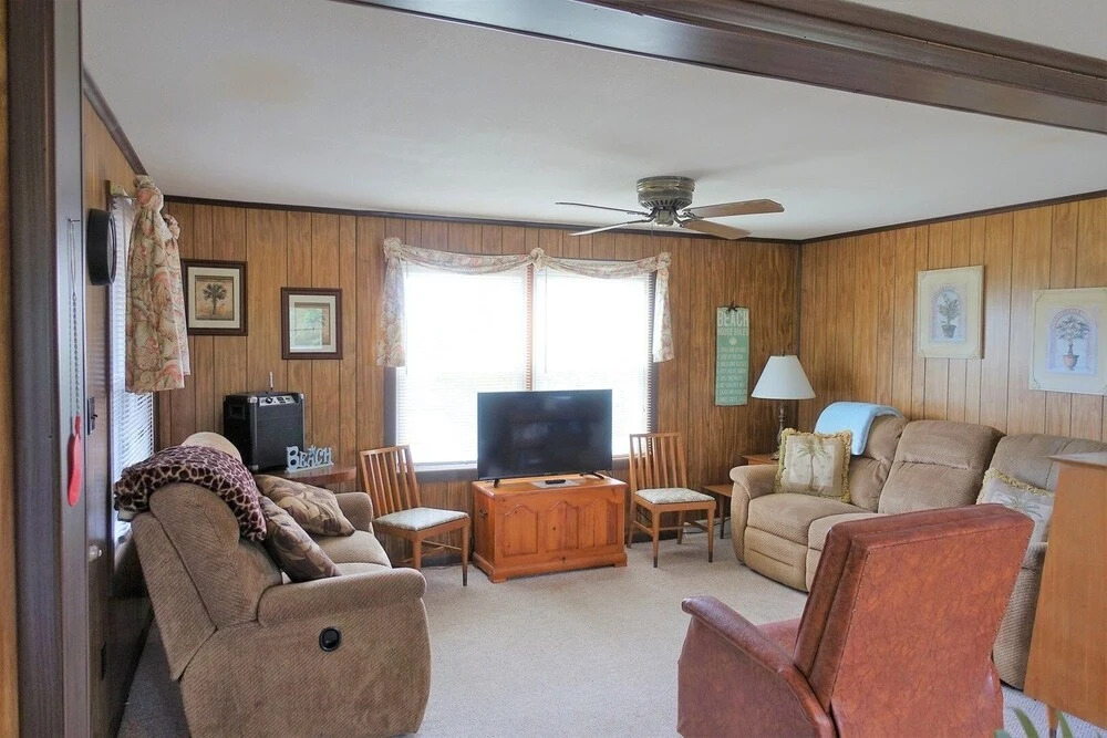 Floundering Around 3 Bedroom Cottage