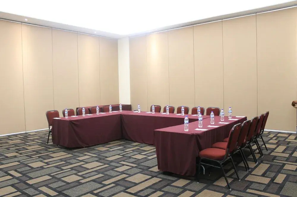Holiday Inn