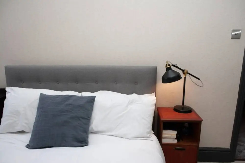 Spacious Victorian Flat in the Heart of Bristol