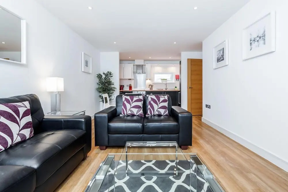 Roomspace Serviced Apartments - Abbots Yard