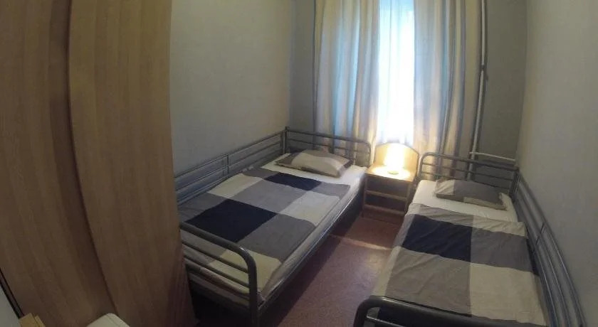 Mandarin Hostel