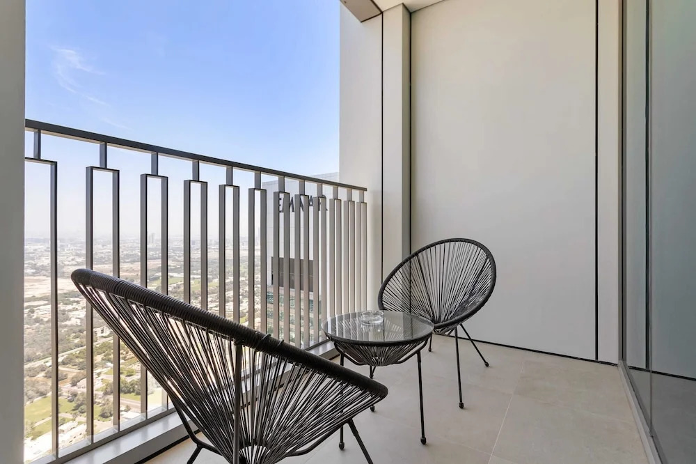 The Smart Concierge - Downtown views 2