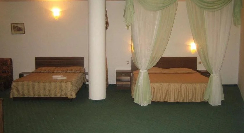 Hotel Rino
