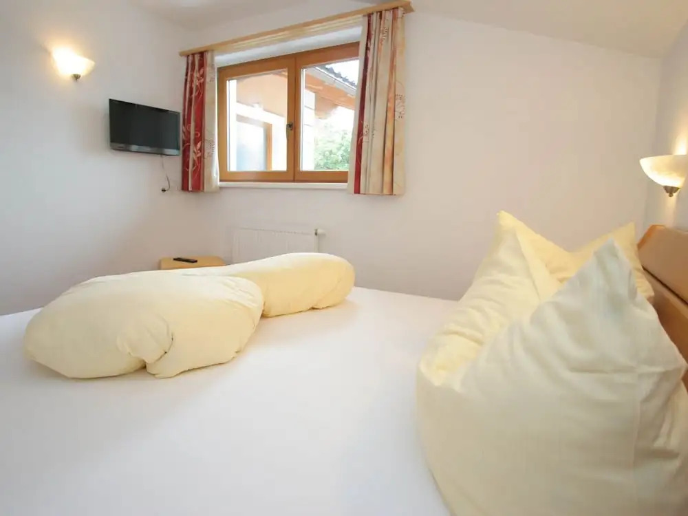 Spacious Apartment in Uderns near Ski Area