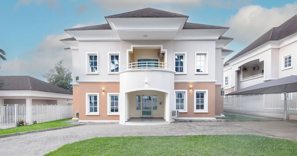 Adhan Apartments Asokoro