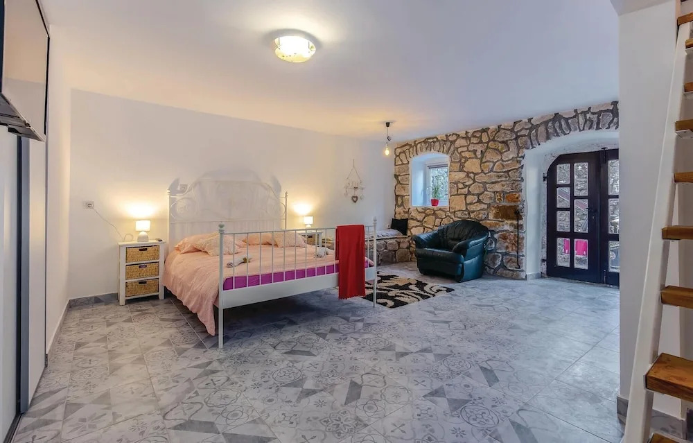 Beautiful Home in Krasica With Sauna, Wifi and 2 Bedrooms