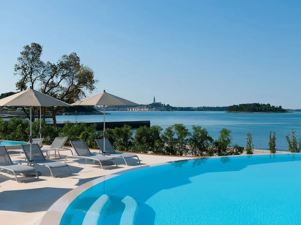 Comfortable Holiday Home With a Microwave, Near Rovinj