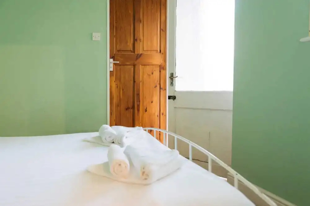 Peaceful 1BD Flat With Private Garden, Brighton!