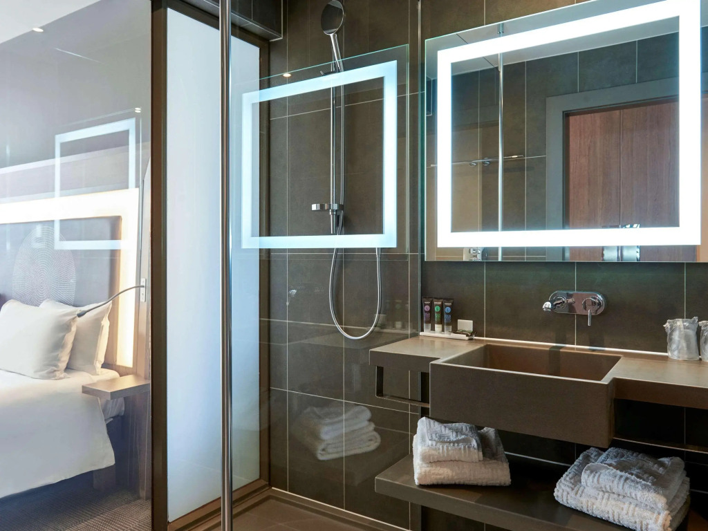 Novotel London Heathrow Airport T1 T2 and T3