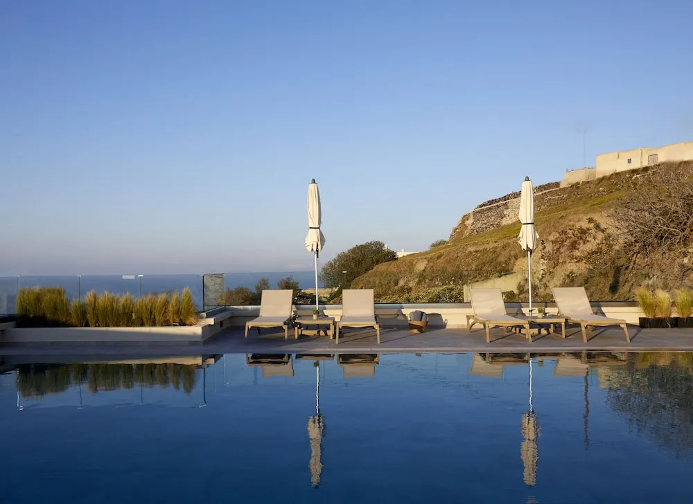 Mayu Suites