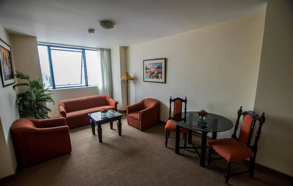 Miraflores Colon Hotel