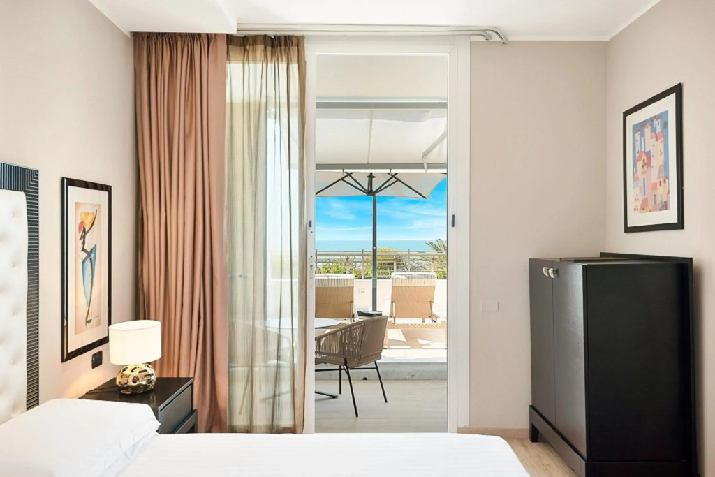 Hotel Excelsior