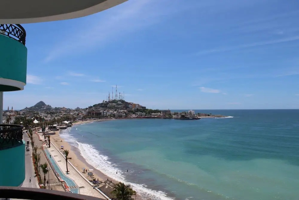 Hotel Playa Marina